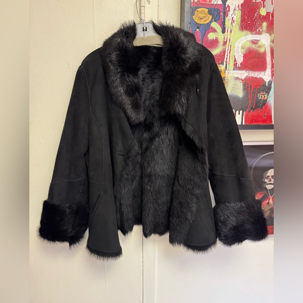 L. K. Bennett black shearling fox fur jacket cuffed sleeves pockets, gorgeous!! - Picture 7 of 12